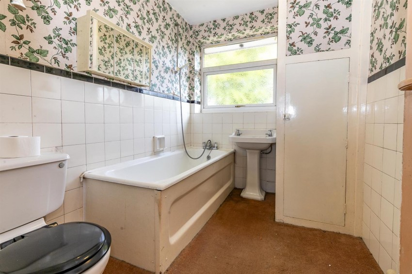 Images for Lightborne Road, Sale