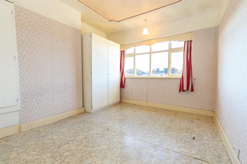 Images for Oulton Avenue, Sale