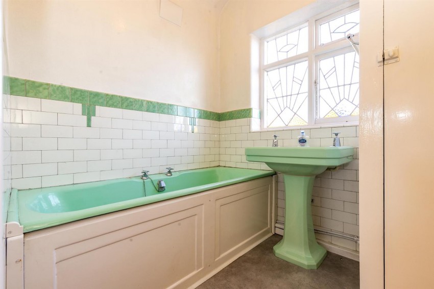 Images for Oulton Avenue, Sale