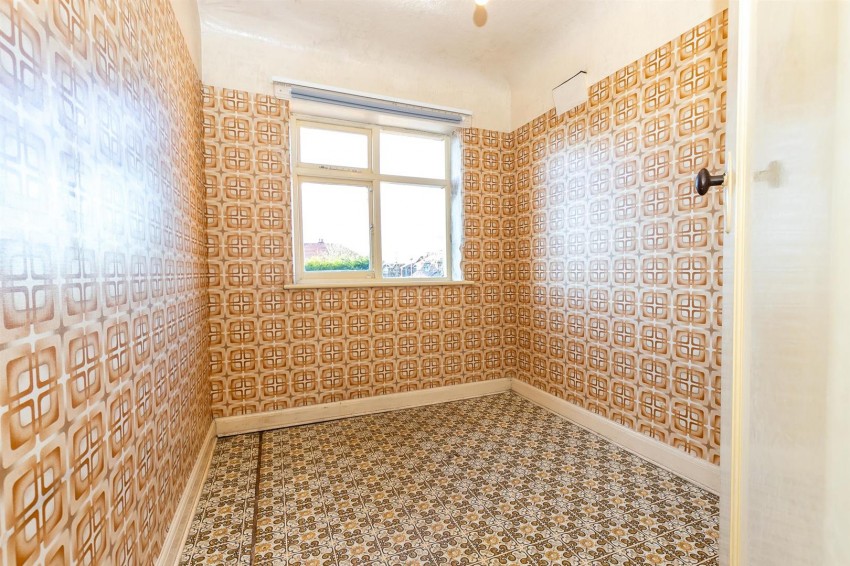 Images for Oulton Avenue, Sale