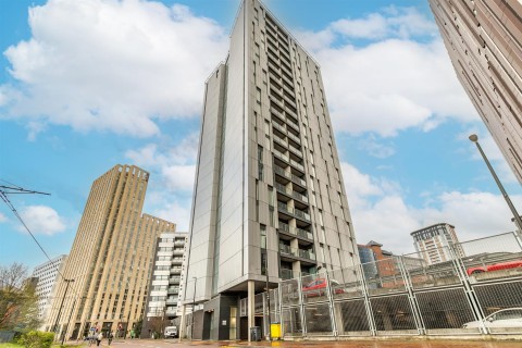 View Full Details for Millennium Tower, The Quays, Salford Quays, M50 3SB