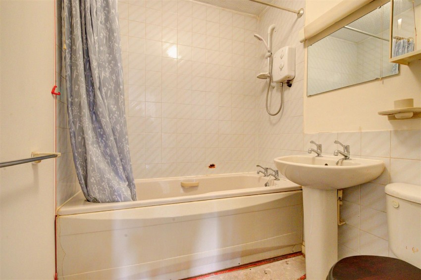 Images for Alma Road, Sale