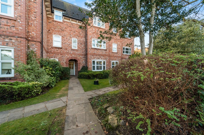 Images for Roselands, Harboro Road, Sale