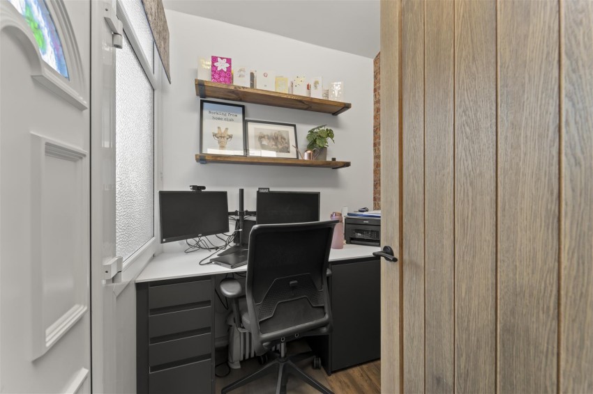 Images for Chepstow Avenue, Sale
