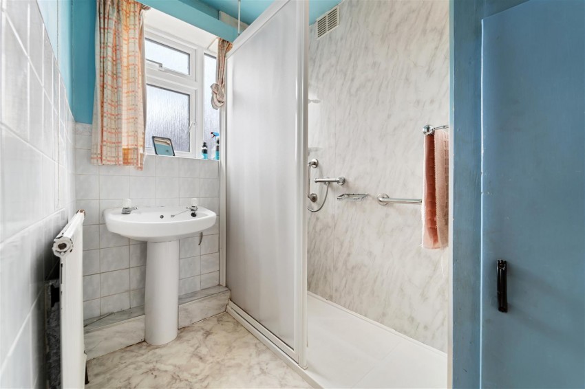 Images for Abbots Close, Sale