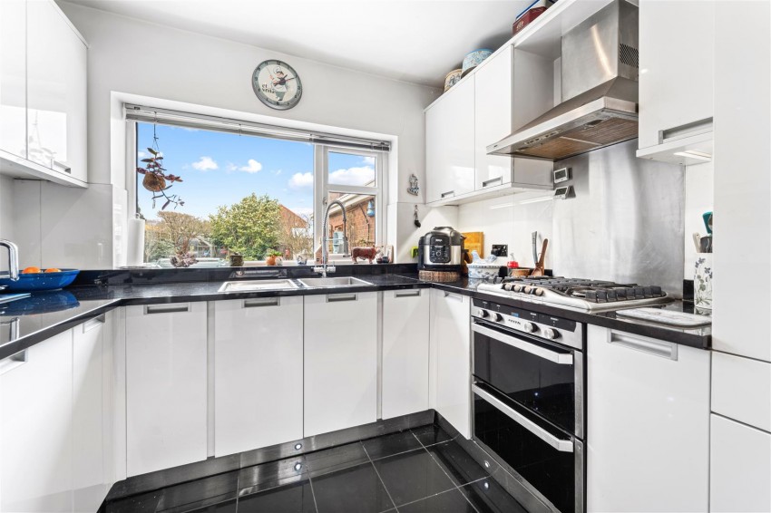 Images for Harewood Avenue, Sale