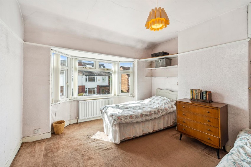 Images for Russell Avenue, Sale