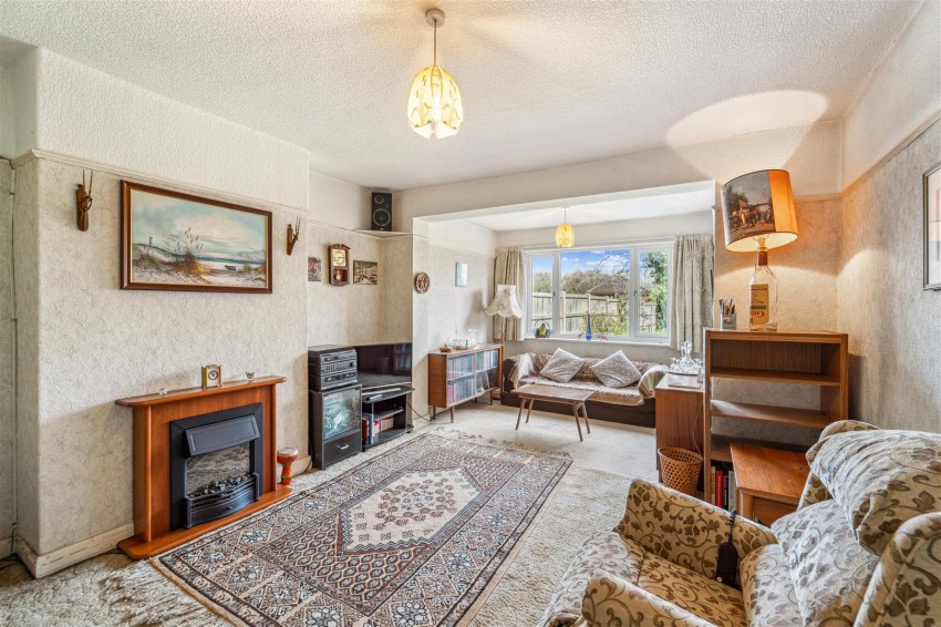 Images for Russell Avenue, Sale