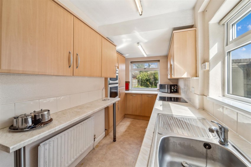 Images for Russell Avenue, Sale