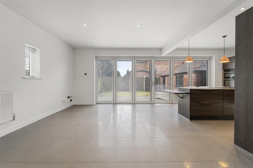 Images for Broad Road, Sale
