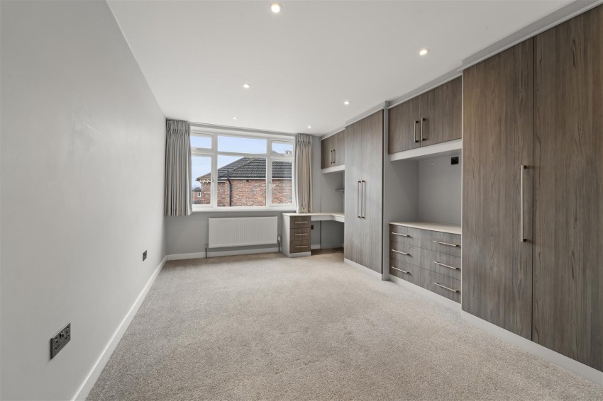 Images for Broad Road, Sale