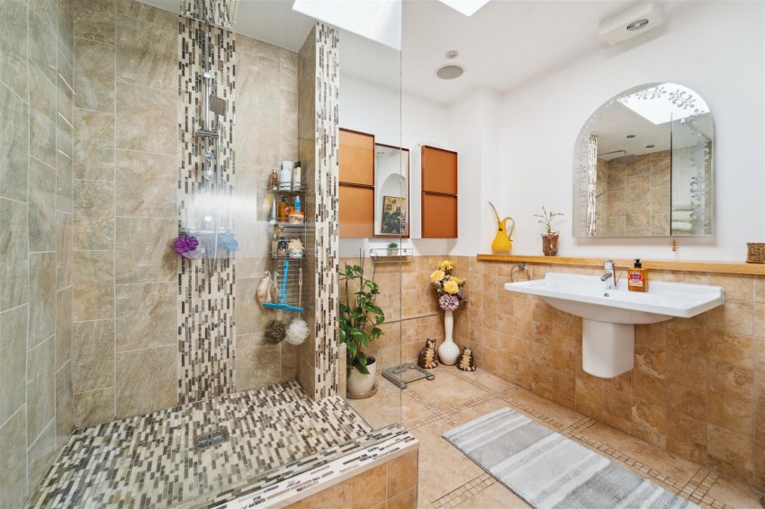 Images for The Penthouse, Serenity, Moss Lane, Sale