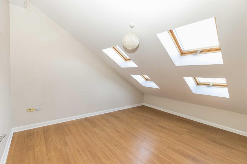 Images for Waters Edge, 104 Harley Road, Sale