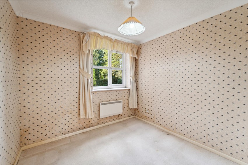 Images for Charlton Drive, Sale