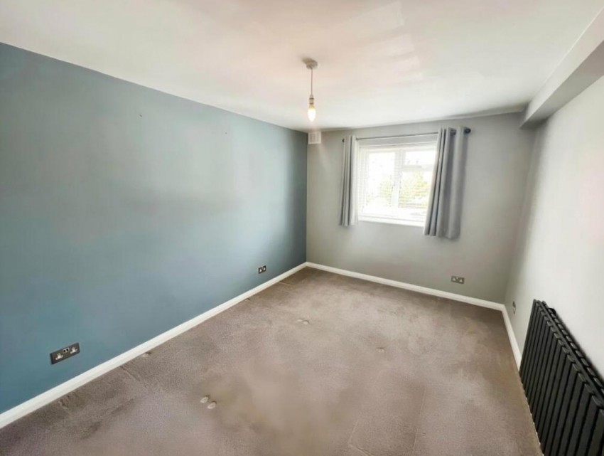 Images for Abbots Court, Sale