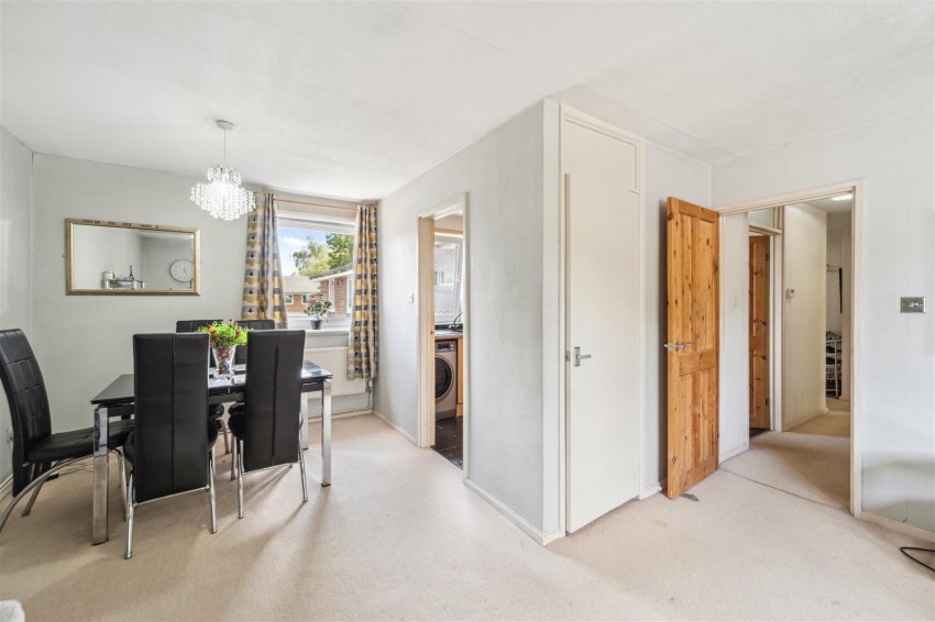Images for Ascot Avenue, Sale