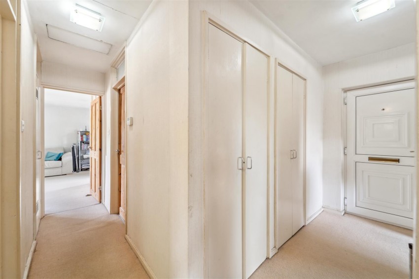 Images for Ascot Avenue, Sale