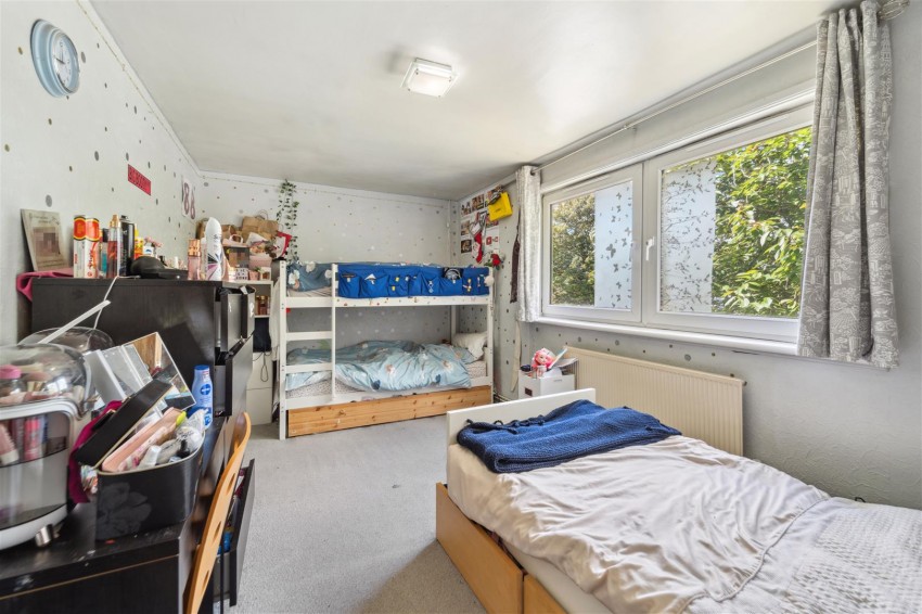 Images for Ascot Avenue, Sale