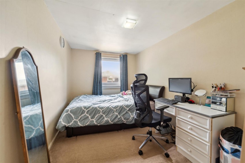 Images for Ascot Avenue, Sale