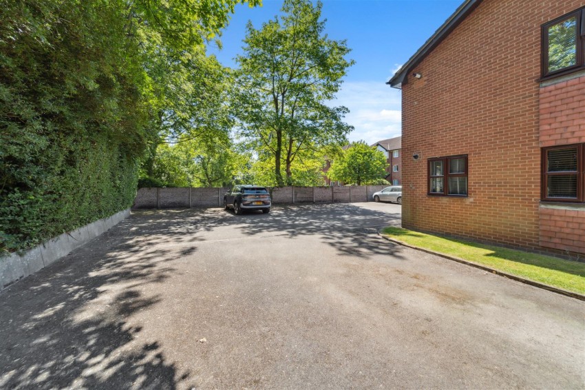 Images for Edge Lane, Stretford