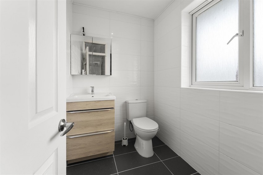 Images for Ascot Avenue, Sale