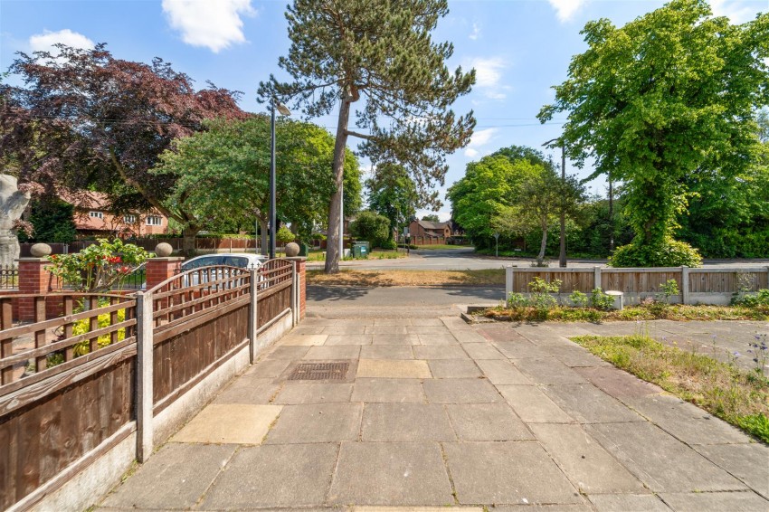 Images for Detached Bungalow, Manor Avenue, Sale