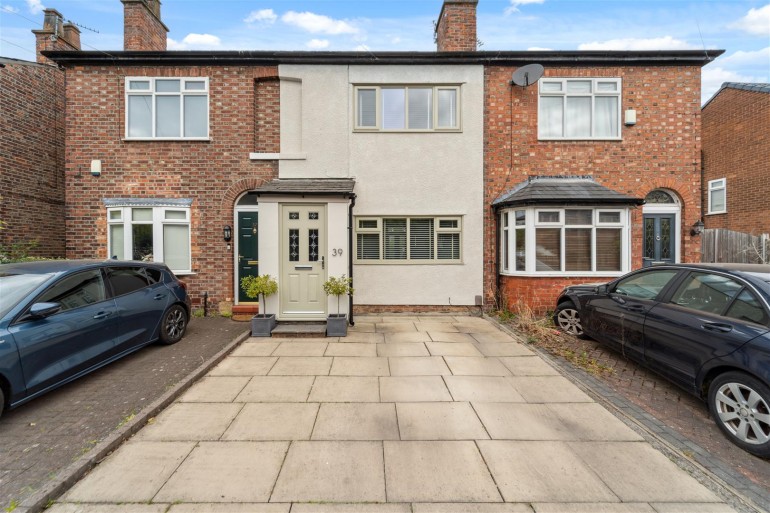 Temple Road, Sale