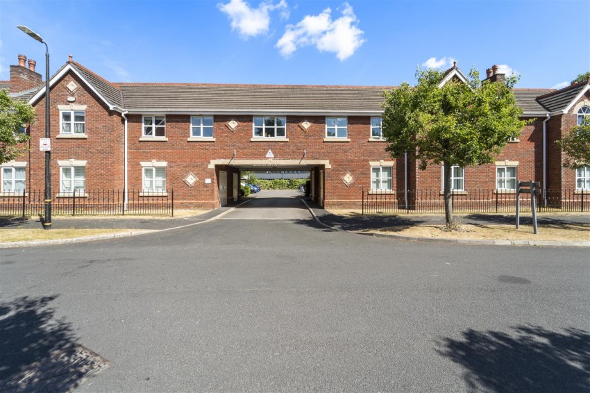 Images for Manor Avenue, Ruskin, Sale