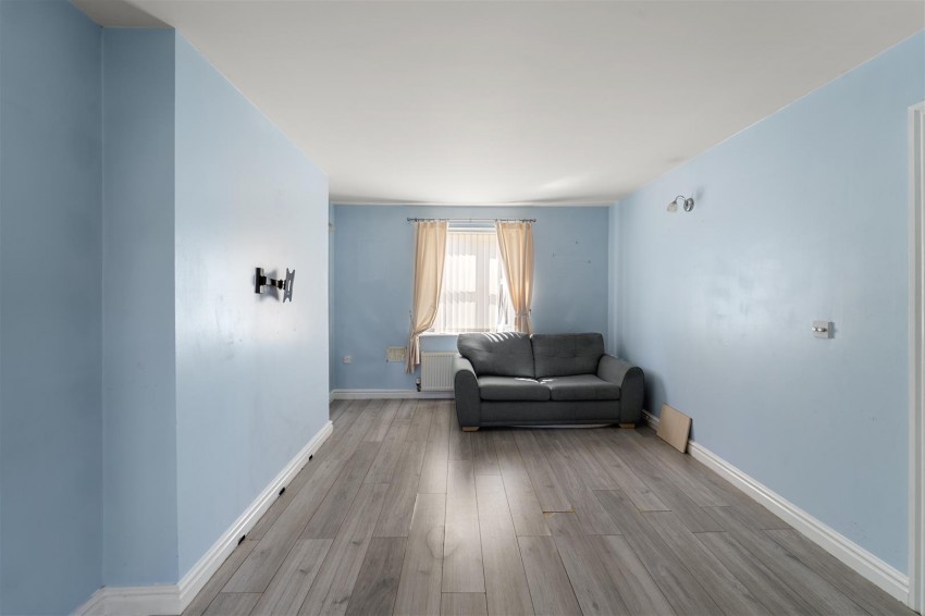 Images for Manor Avenue, Ruskin, Sale