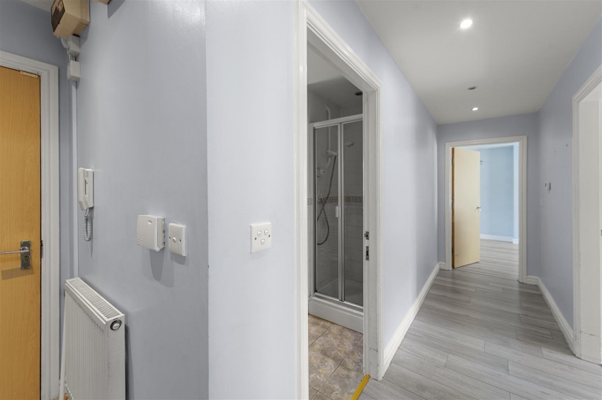 Images for Manor Avenue, Ruskin, Sale