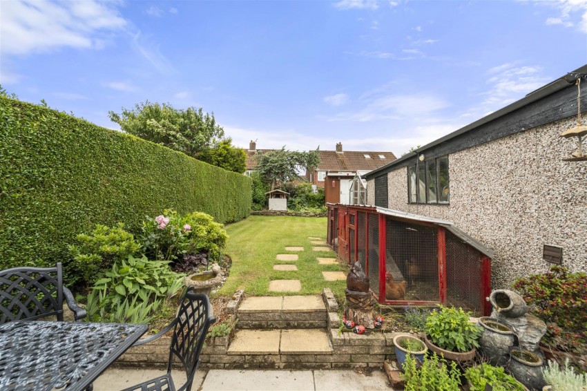 Images for Carrington Lane, Sale