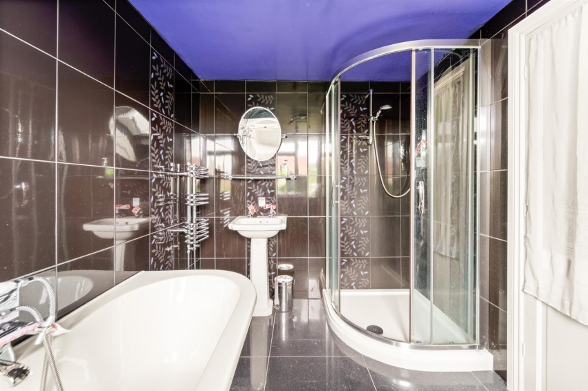 Images for Sefton Crescent, Sale