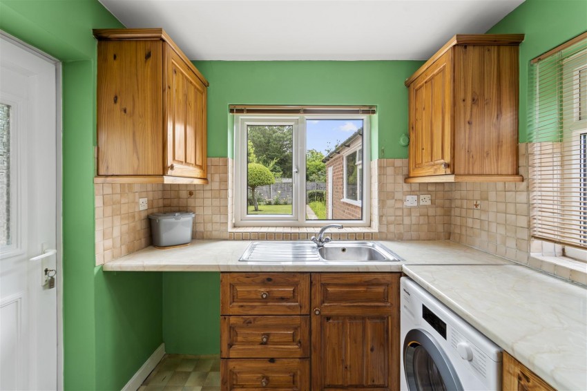 Images for Arnesby Avenue, Sale