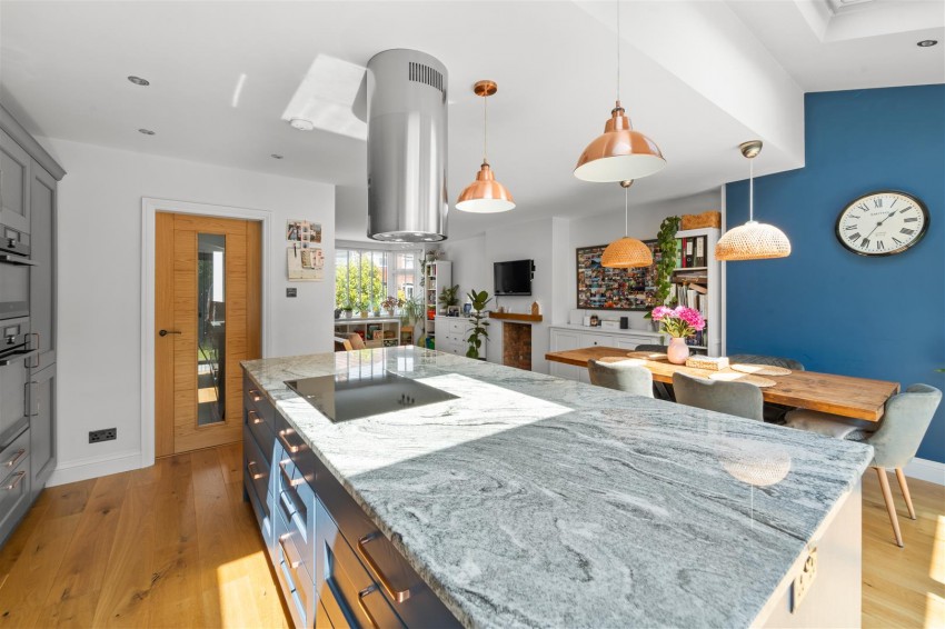 Images for Newlyn Drive, Sale