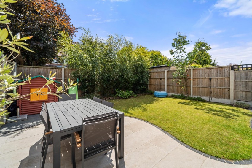 Images for Newlyn Drive, Sale