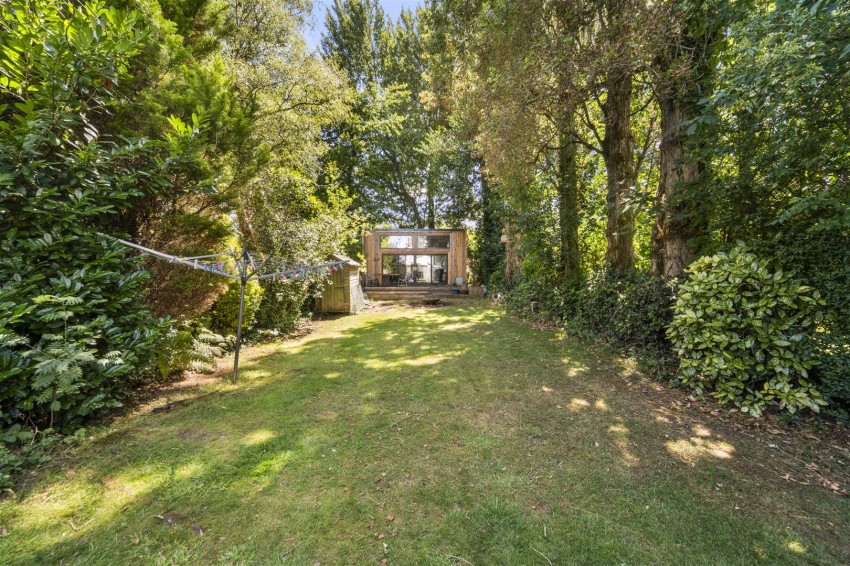 Images for Wilford Avenue, Sale