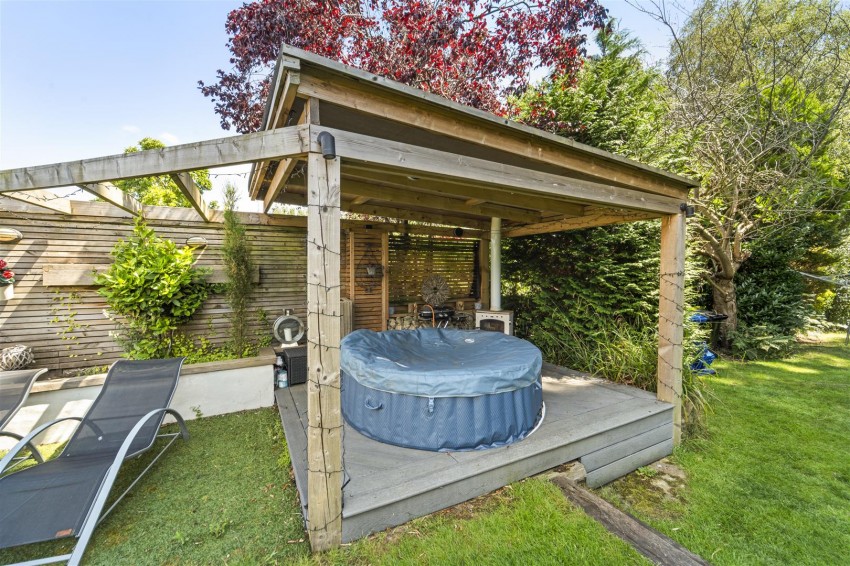 Images for Wilford Avenue, Sale