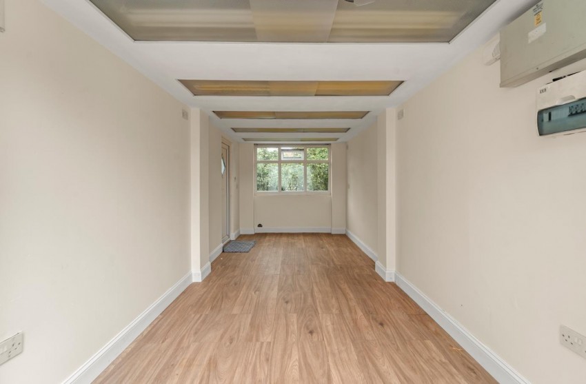Images for Harewood Avenue, Sale