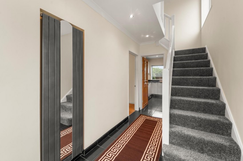 Images for Harewood Avenue, Sale