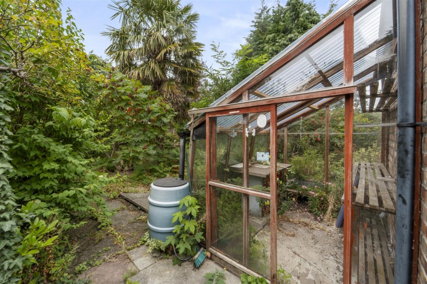 Images for Vernon Avenue, Stretford