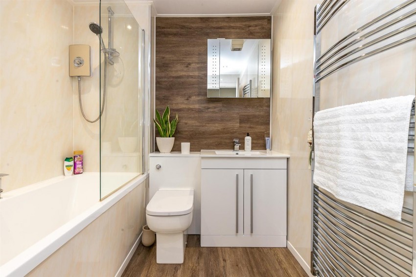 Images for Southgate Court, Charlton Drive, Sale