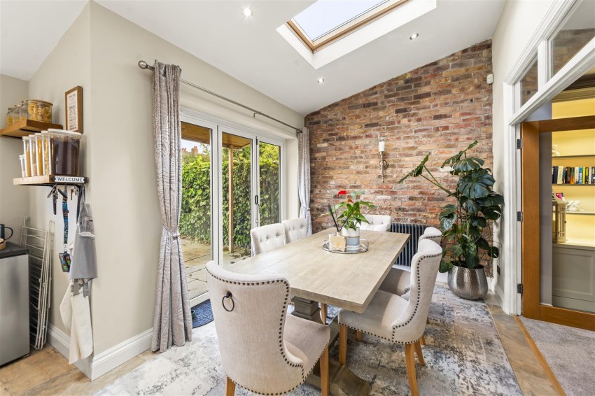 Images for Woodheys Drive, Sale