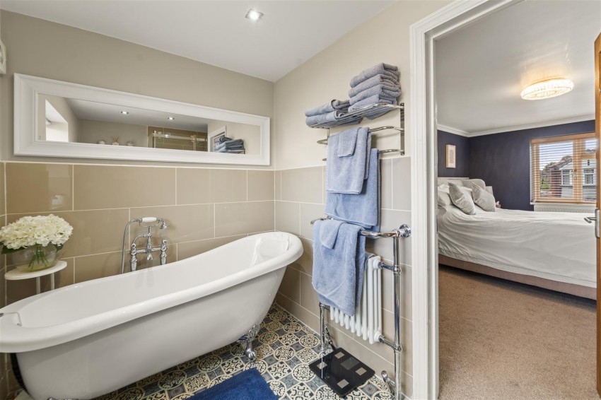 Images for Woodheys Drive, Sale