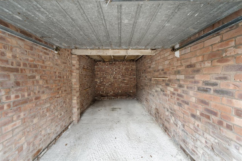 Images for Single Garage, Clarendon Road, Sale