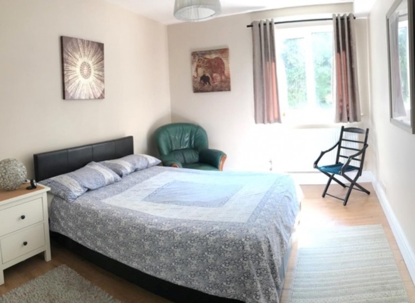 Images for Ashton Lane, Sale