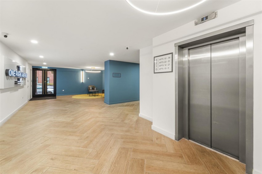 Images for Park Avenue, Sale
