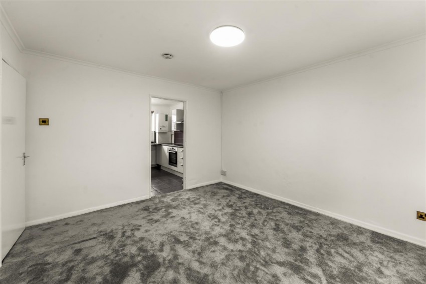 Images for Ashton Lane, Sale