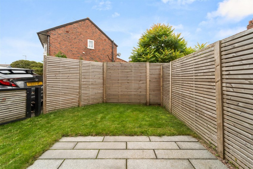 Images for Glebelands Road, Sale