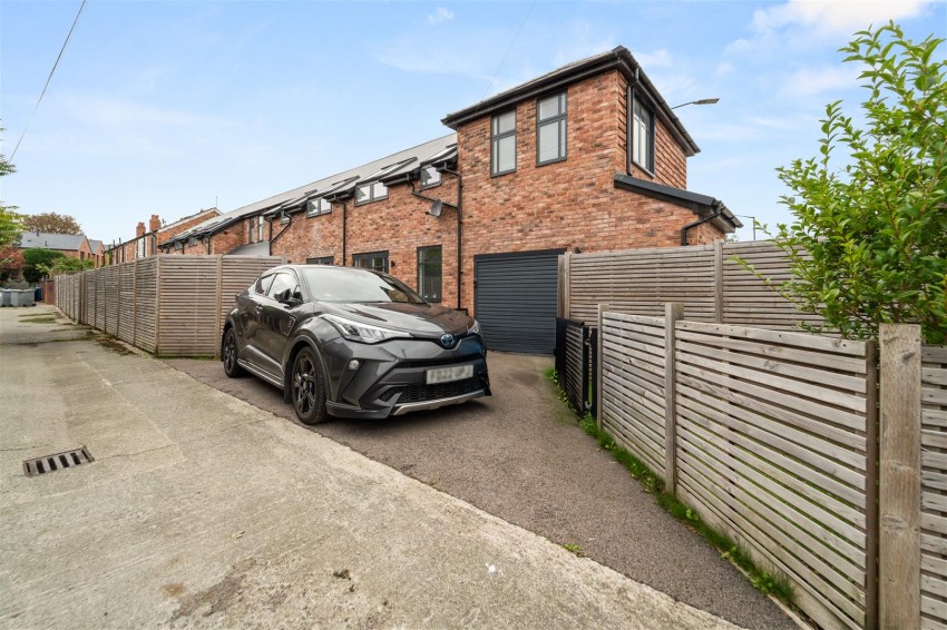 Images for Glebelands Road, Sale