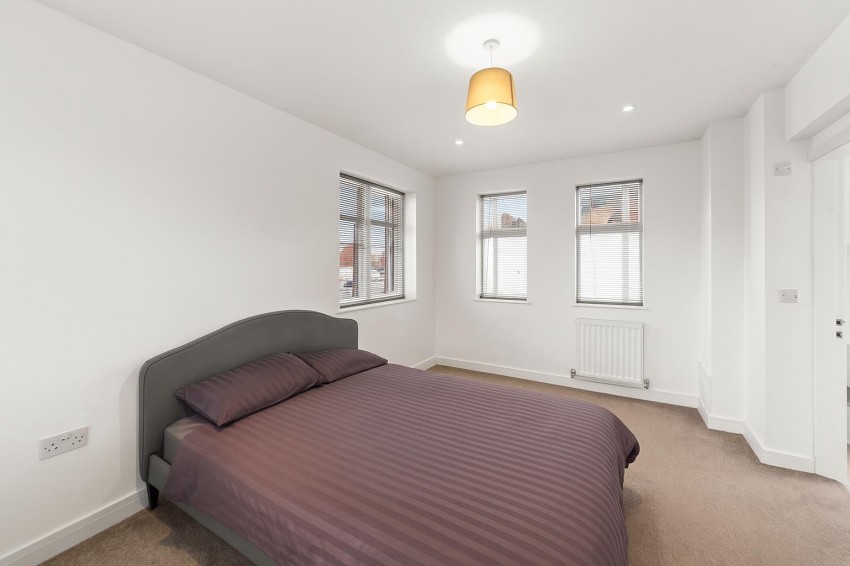 Images for Glebelands Road, Sale